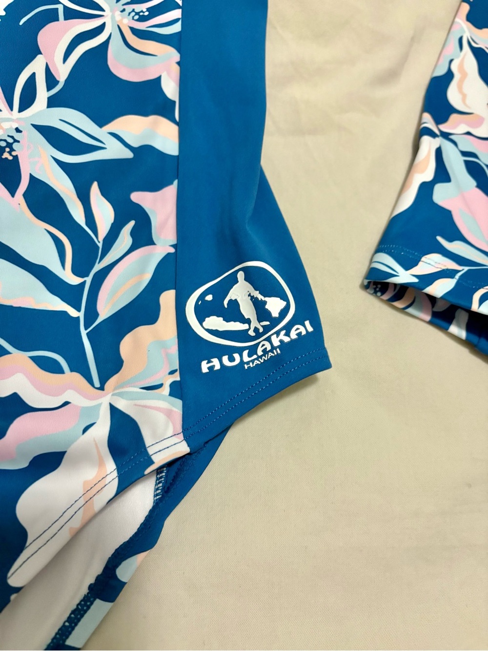 Hulakai Hawaii Longsleeve UPF 50 Suit - Picture 4 of 6